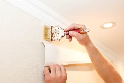 Pose de papier peint à Suizy-le-Franc — revêtements muraux et toiles de verre